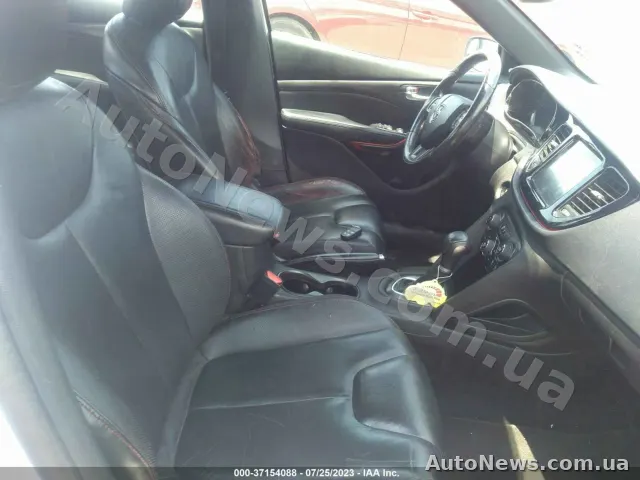 2015 Dodge Dart — photo 5 (iaai)