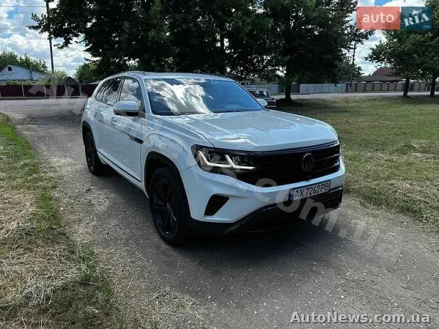 2021 Volkswagen Atlas Cross Sport, VIN 1V2TE2CA2MC215462, держномер АХ3367ОС — фото 13 (autoria)