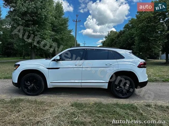 2021 Volkswagen Atlas Cross Sport, VIN 1V2TE2CA2MC215462, держномер АХ3367ОС — фото 17 (autoria)