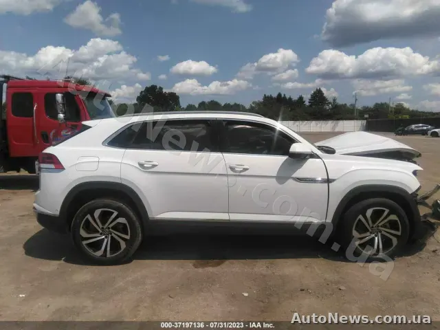 2021 Volkswagen Atlas Cross Sport, VIN 1V2TE2CA2MC215462, держномер АХ3367ОС — фото 14 (iaai)
