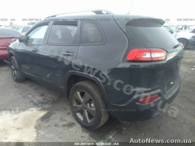 2017 Jeep Cherokee — фото 3 (iaai)