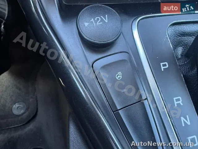 2018 Ford Focus, VIN 1FADP3N2XJL273199 — фото 22 (autoria)
