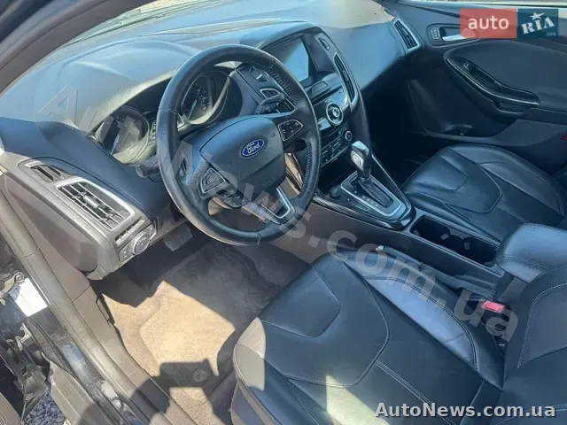 2018 Ford Focus, VIN 1FADP3N2XJL273199 — фото 32 (autoria)