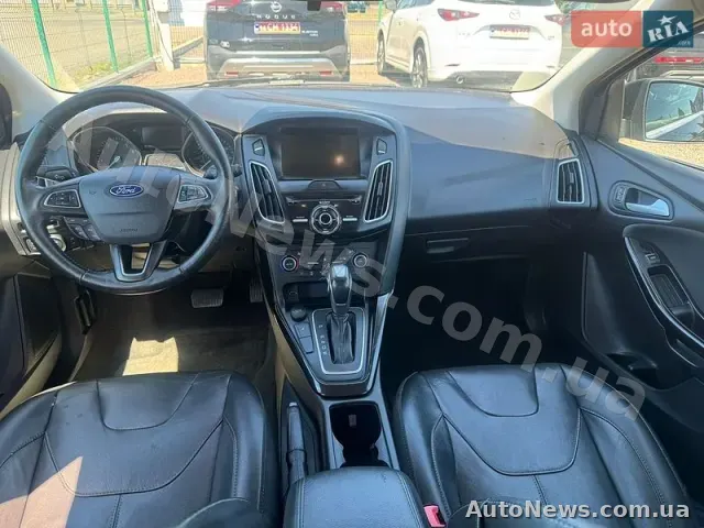 2018 Ford Focus, VIN 1FADP3N2XJL273199 — фото 34 (autoria)