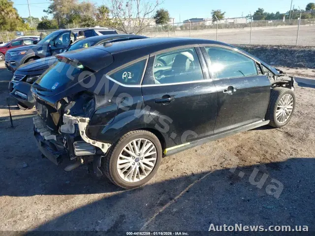 2018 Ford Focus, VIN 1FADP3N2XJL273199 — фото 4 (iaai)