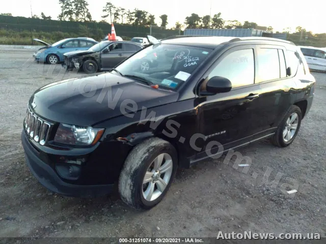 2016 Jeep Compass — photo 2 (iaai)
