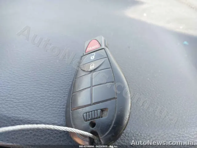 2019 Jeep Cherokee — zdjęcie 11 (iaai)