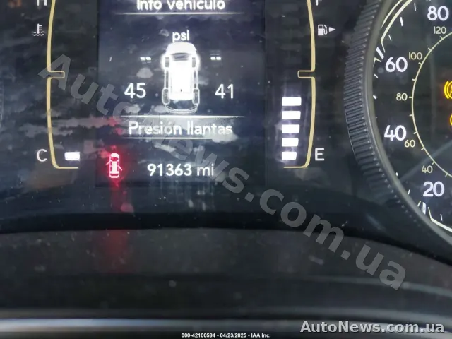 2019 Jeep Cherokee — zdjęcie 15 (iaai)
