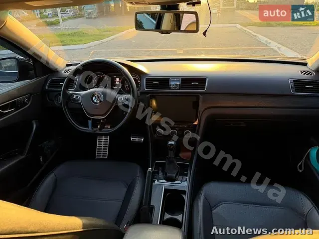 2012 Volkswagen Passat, VIN 1VWBH7A32CC098497, госномер НН2105АН — фото 14 (autoria)