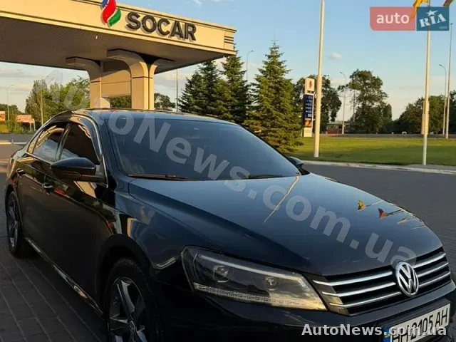 2012 Volkswagen Passat, VIN 1VWBH7A32CC098497, госномер НН2105АН — фото 2 (autoria)