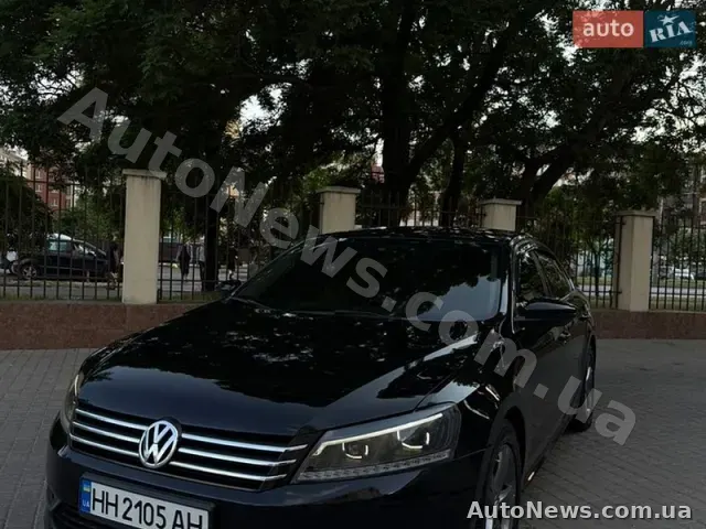 2012 Volkswagen Passat, VIN 1VWBH7A32CC098497, госномер НН2105АН — фото 7 (autoria)