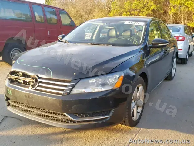 2012 Volkswagen Passat, VIN 1VWBH7A32CC098497, госномер НН2105АН — фото 2 (copart)