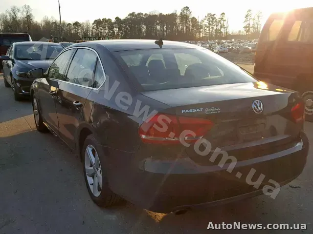 2012 Volkswagen Passat, VIN 1VWBH7A32CC098497, госномер НН2105АН — фото 3 (copart)
