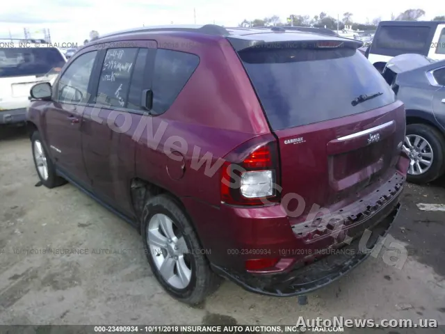 2016 Jeep Compass — photo 3 (iaai)
