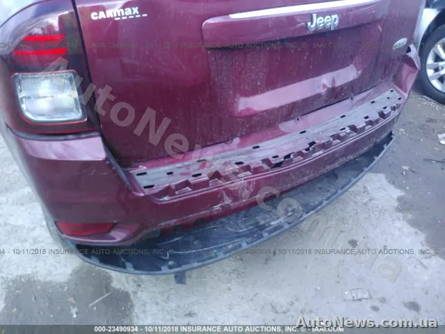 2016 Jeep Compass — photo 6 (iaai)
