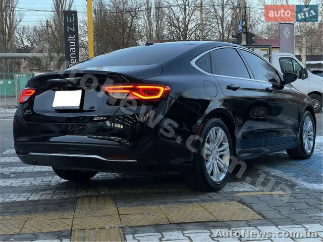 2014 Chrysler 200 — zdjęcie 5 (autoria)