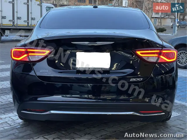 2014 Chrysler 200 — zdjęcie 6 (autoria)