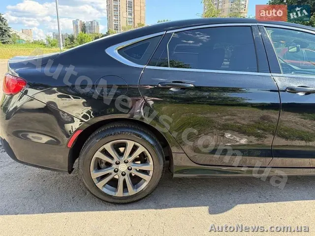 2015 Chrysler 200, VIN 1C3CCCABXFN697358, госномер АМ1574ЕК — фото 11 (autoria)