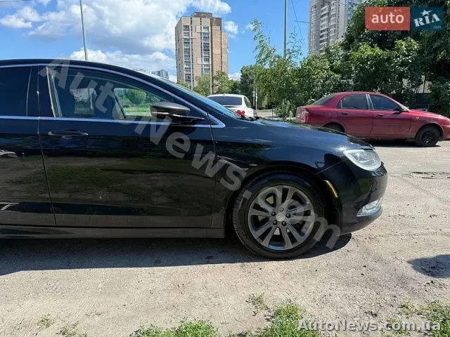 2015 Chrysler 200, VIN 1C3CCCABXFN697358, госномер АМ1574ЕК — фото 12 (autoria)