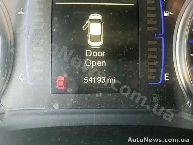 2015 Chrysler 200, VIN 1C3CCCABXFN697358, госномер АМ1574ЕК — фото 5 (manheim)