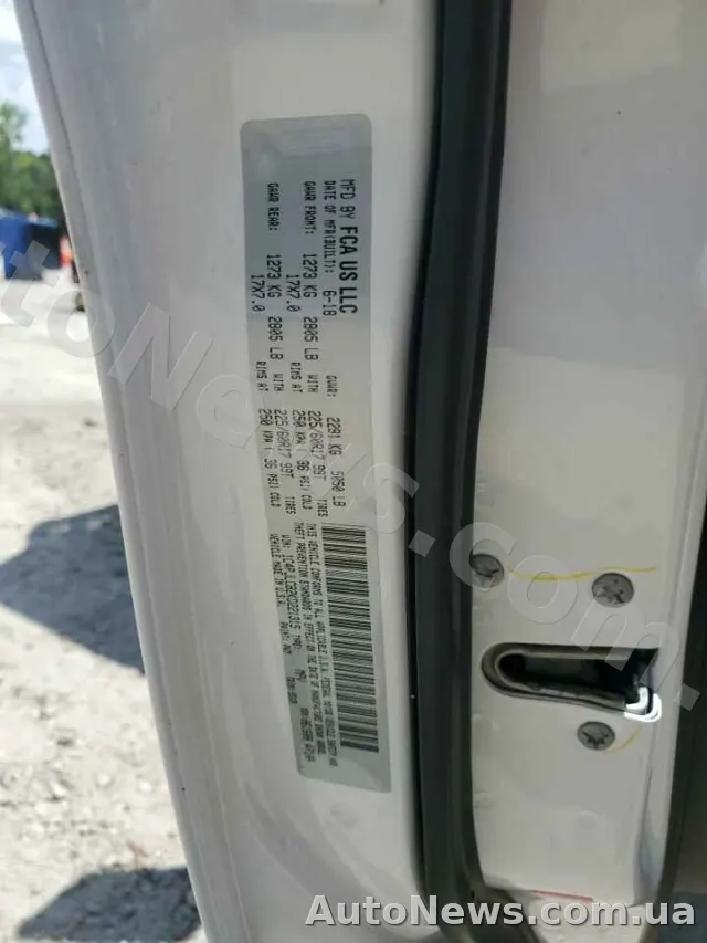 2019 Jeep Grand Cher — zdjęcie 12 (copart)