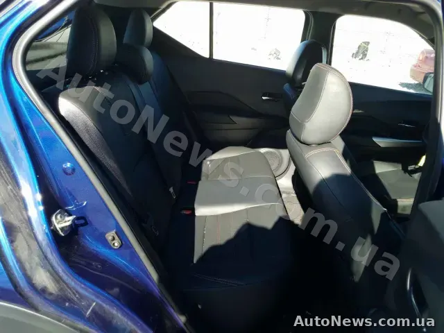 2019 Nissan Kicks, VIN 3N1CP5CU7KL507569, госномер КА1403РС — фото 16 (copart)