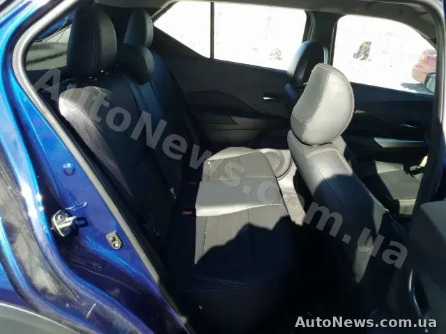 2019 Nissan Kicks, VIN 3N1CP5CU7KL507569, госномер КА1403РС — фото 6 (copart)