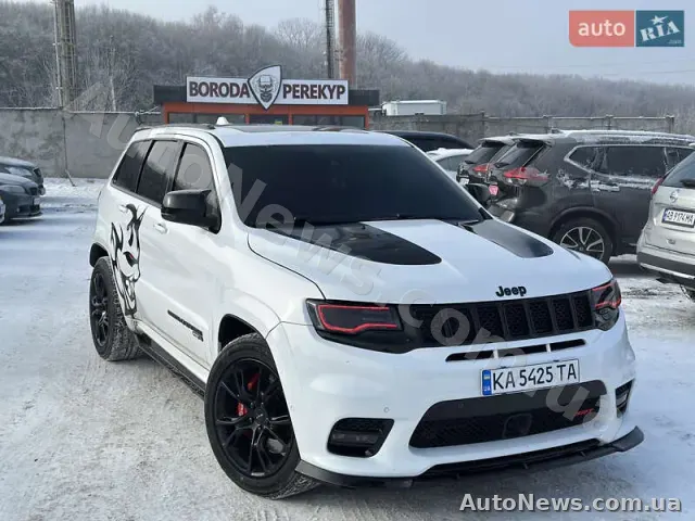 2017 Jeep Grand Cher, VIN 1C4RJFDJ7HC738236, plate КА5425ТА — photo 2 (autoria)
