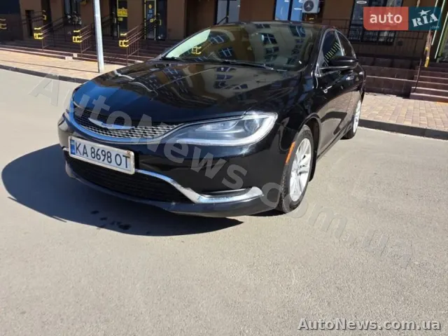 2014 Chrysler 200 — photo 1 (autoria)