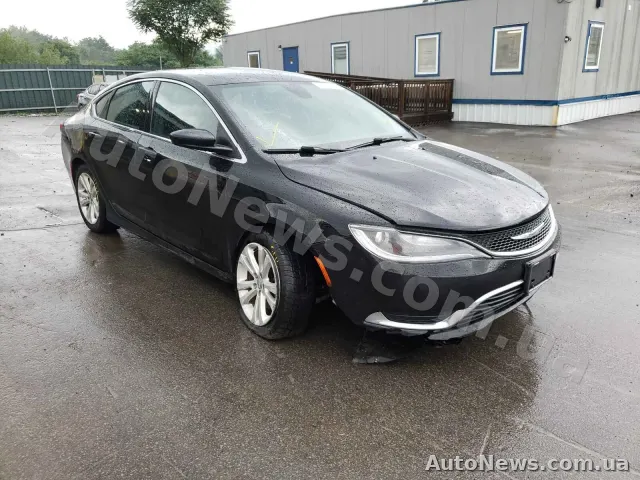 2015 Chrysler 200 — photo 1 (copart)