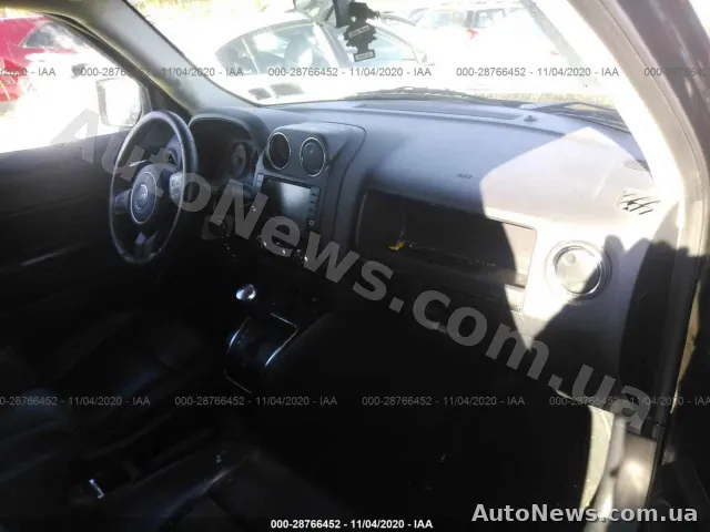 2017 Jeep Patriot — photo 5 (iaai)