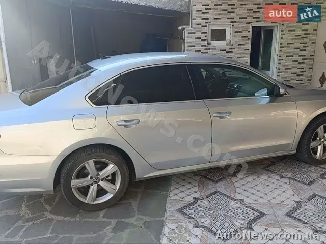2012 Volkswagen Passat, VIN 1VWBH7A38DC032778, госномер ВН1214ОІ — фото 2 (autoria)