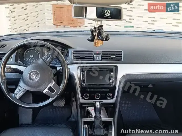 2012 Volkswagen Passat, VIN 1VWBH7A38DC032778, госномер ВН1214ОІ — фото 8 (autoria)