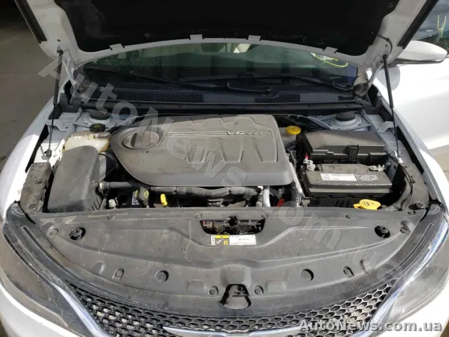 2015 Chrysler 200 — zdjęcie 7 (copart)