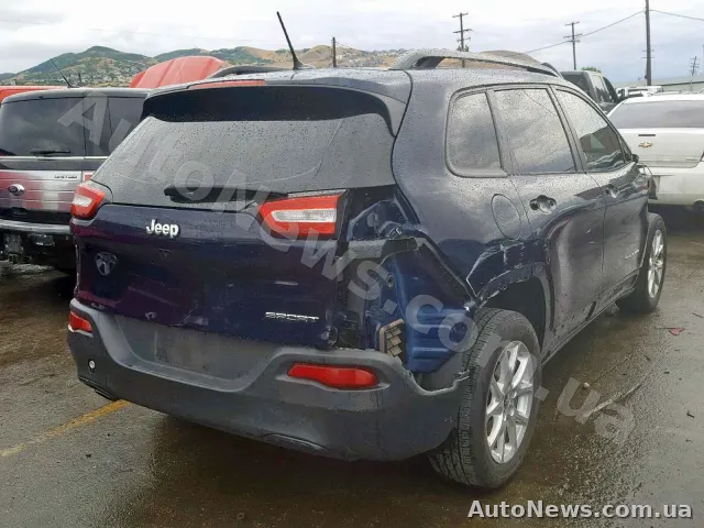 2016 Jeep Cherokee S — photo 4 (copart)
