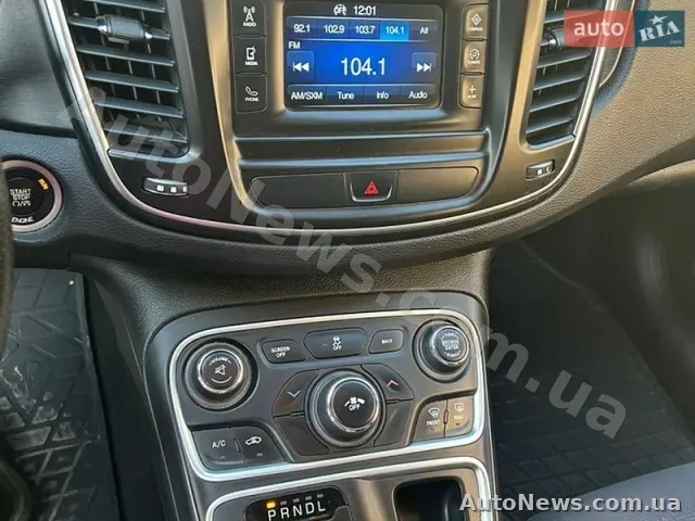 2015 Chrysler 200, VIN 1C3CCCAB7FN666679, nr rej. СА7710ІТ — zdjęcie 13 (autoria)