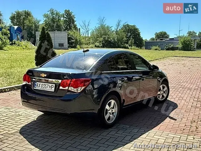 2016 Chevrolet Cruze, VIN 1G1PE5SB0G7205758 — zdjęcie 14 (autoria)
