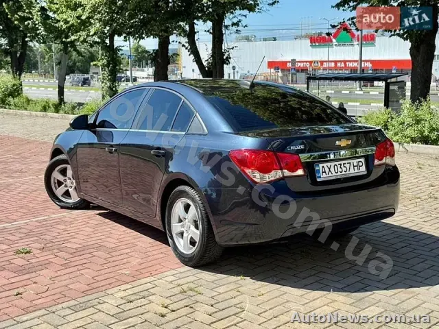2016 Chevrolet Cruze, VIN 1G1PE5SB0G7205758 — zdjęcie 17 (autoria)