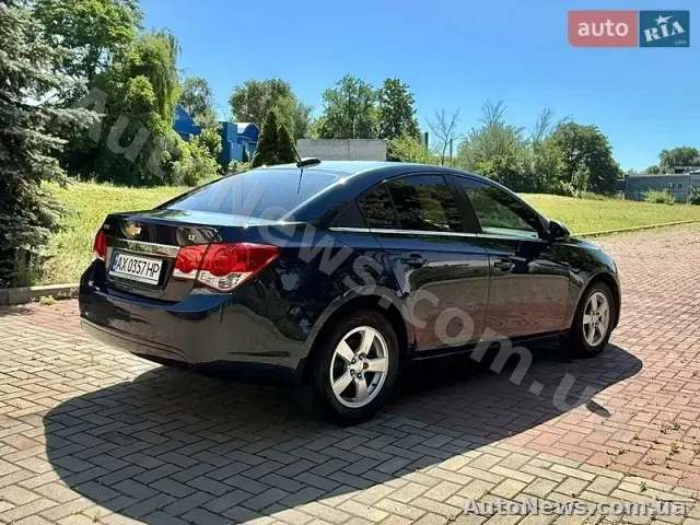 2016 Chevrolet Cruze, VIN 1G1PE5SB0G7205758 — zdjęcie 18 (autoria)