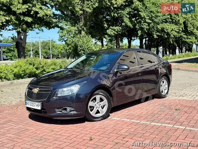 2016 Chevrolet Cruze, VIN 1G1PE5SB0G7205758 — zdjęcie 7 (autoria)