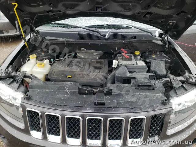 2016 Jeep Compass — photo 7 (copart)