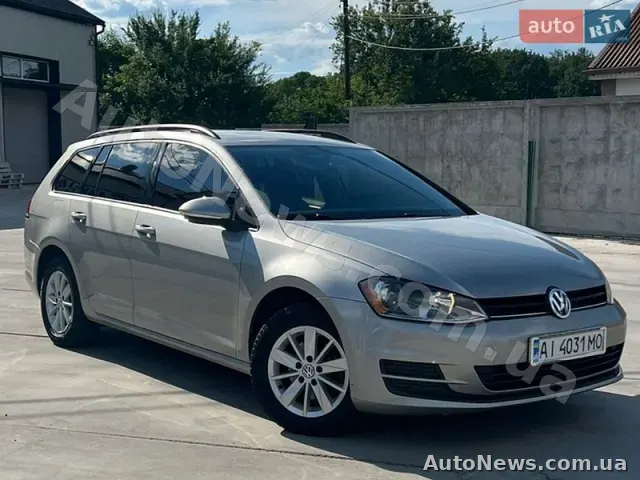 2017 Volkswagen Golf, VIN 3VWC17AU7HM529231, госномер АІ4031МО — фото 1 (autoria)