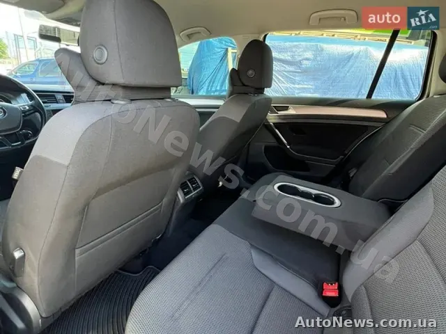 2017 Volkswagen Golf, VIN 3VWC17AU7HM529231, госномер АІ4031МО — фото 33 (autoria)