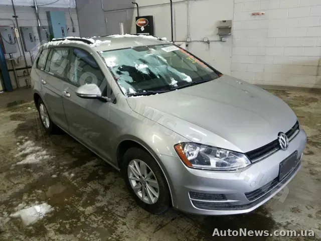 2017 Volkswagen Golf, VIN 3VWC17AU7HM529231, госномер АІ4031МО — фото 1 (copart)