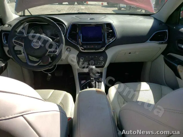 2019 Jeep Cherokee — photo 8 (copart)