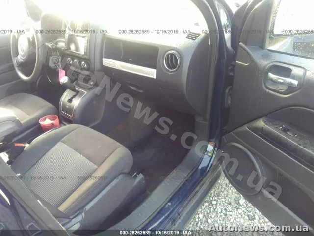 2016 Jeep Compass — фото 5 (iaai)