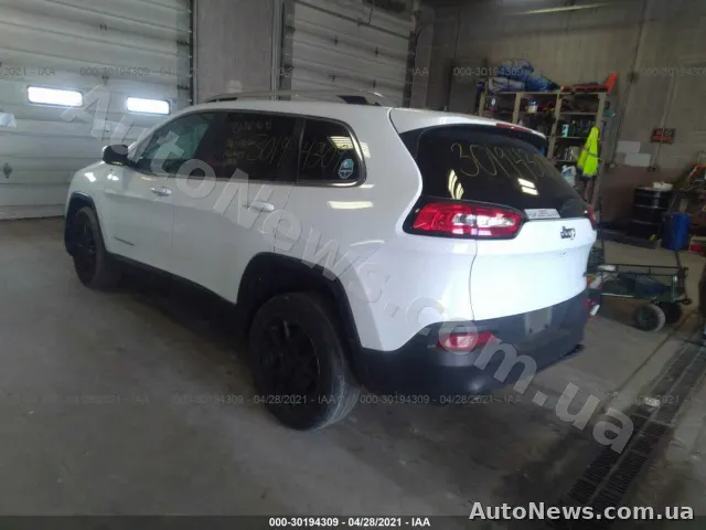 2016 Jeep Cherokee — фото 3 (iaai)