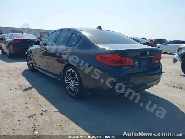 2018 BMW 5 Series — zdjęcie 3 (iaai)
