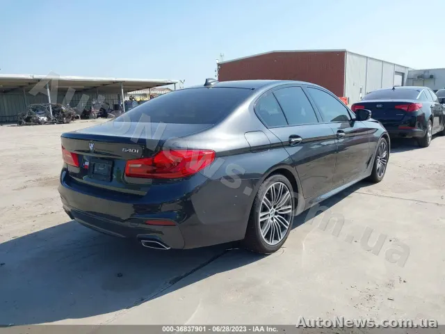 2018 BMW 5 Series — zdjęcie 4 (iaai)