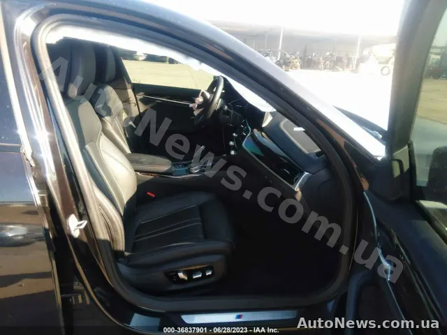 2018 BMW 5 Series — zdjęcie 5 (iaai)